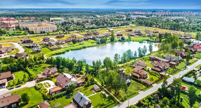 Санкт-Петербург, Петродворцовый район, г. Петергоф, ул. Беловой